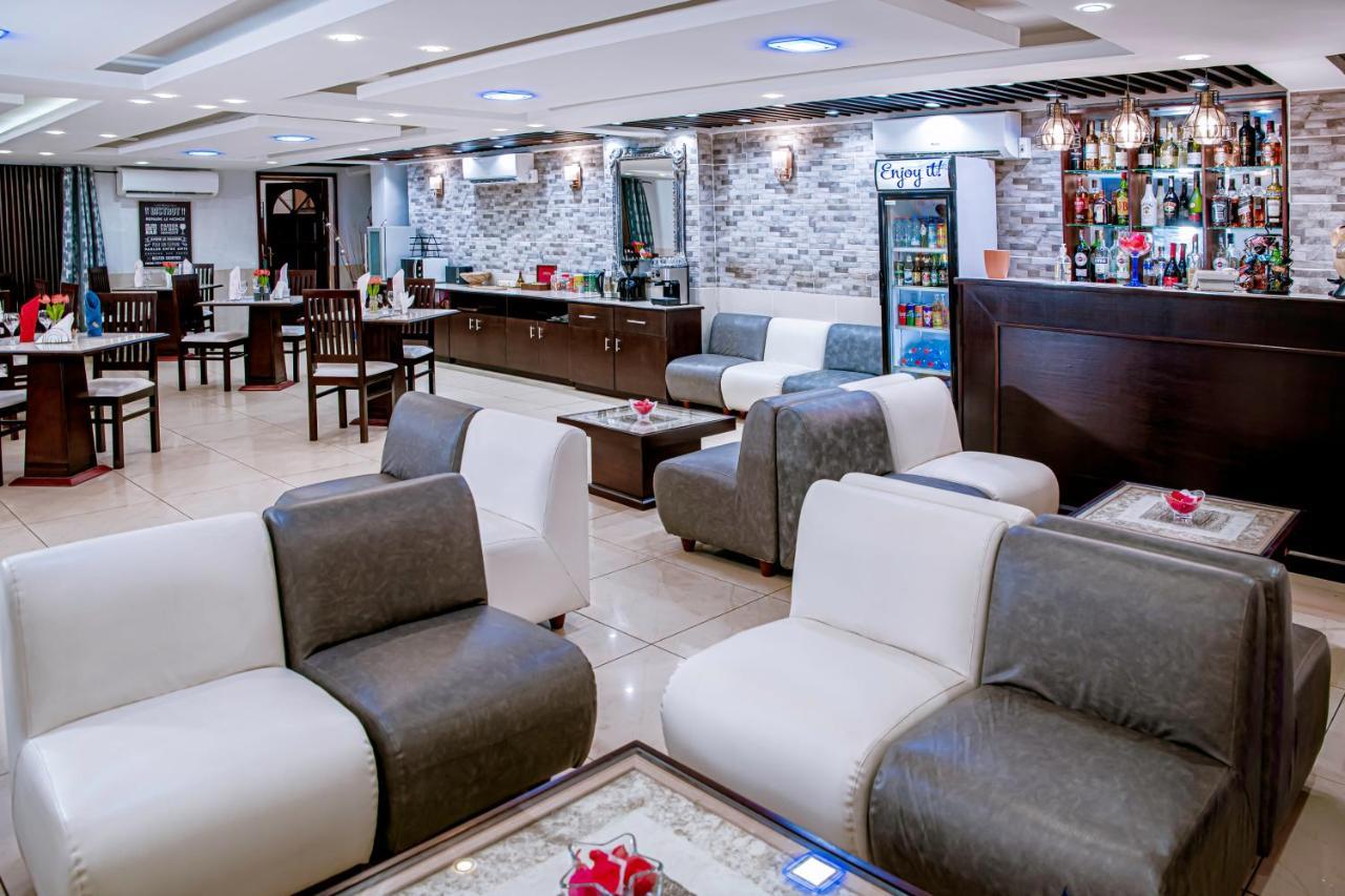 Serena Hotel Duala Zewnętrze zdjęcie