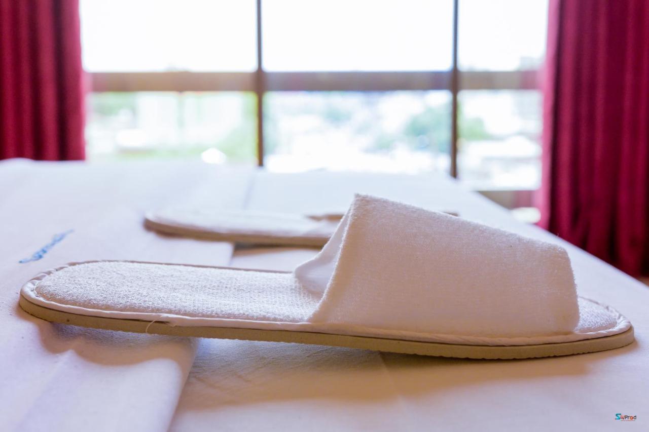 Serena Hotel Duala Zewnętrze zdjęcie